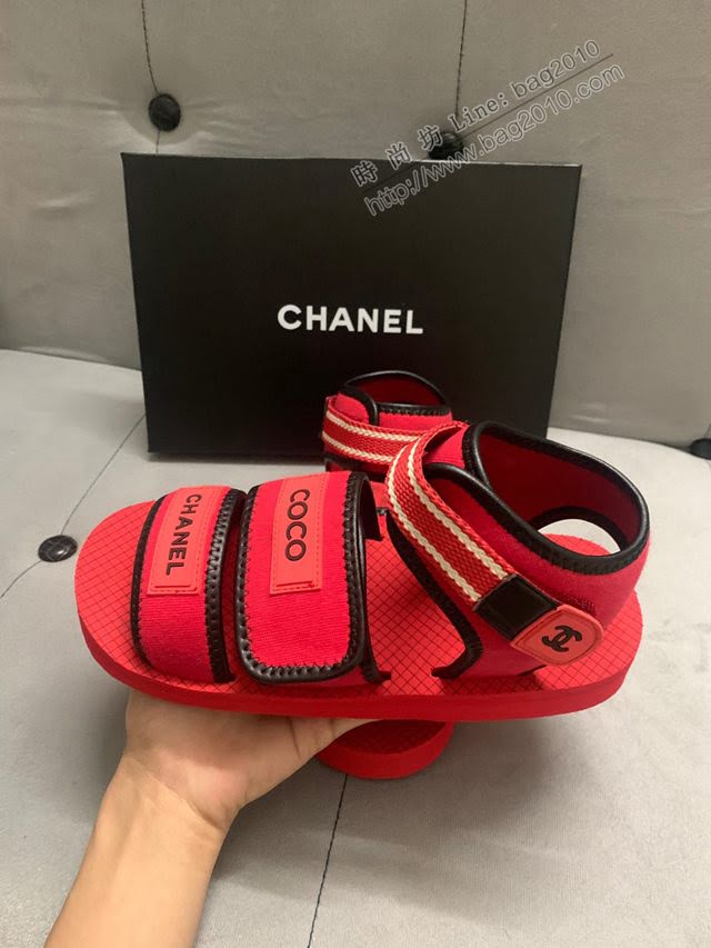 Chanel女鞋 香奈兒春夏新款字母logo涼鞋魔術貼涼鞋 Chanel沙灘鞋  naq1243